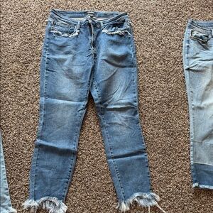 Judy Blue Distressed Hem Cropped Jeans